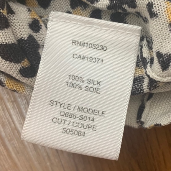 Equipment Riley Leopard Print Silk Tee - Picture 6 of 6